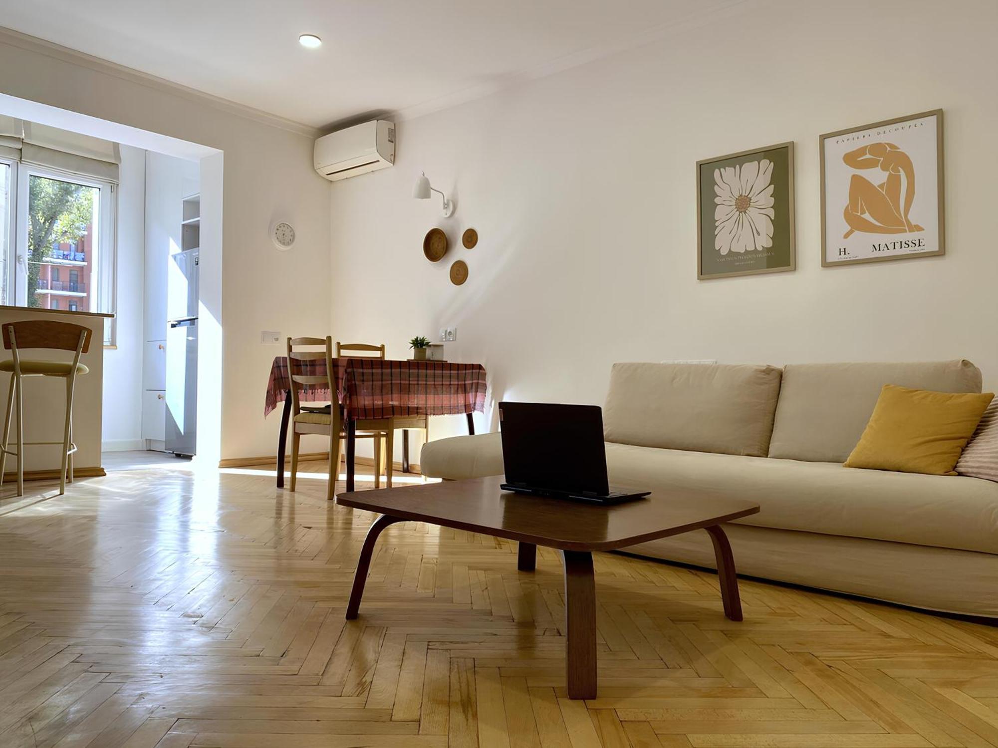 公寓 Chic 1-bedroom On Saburtalo 第比利斯