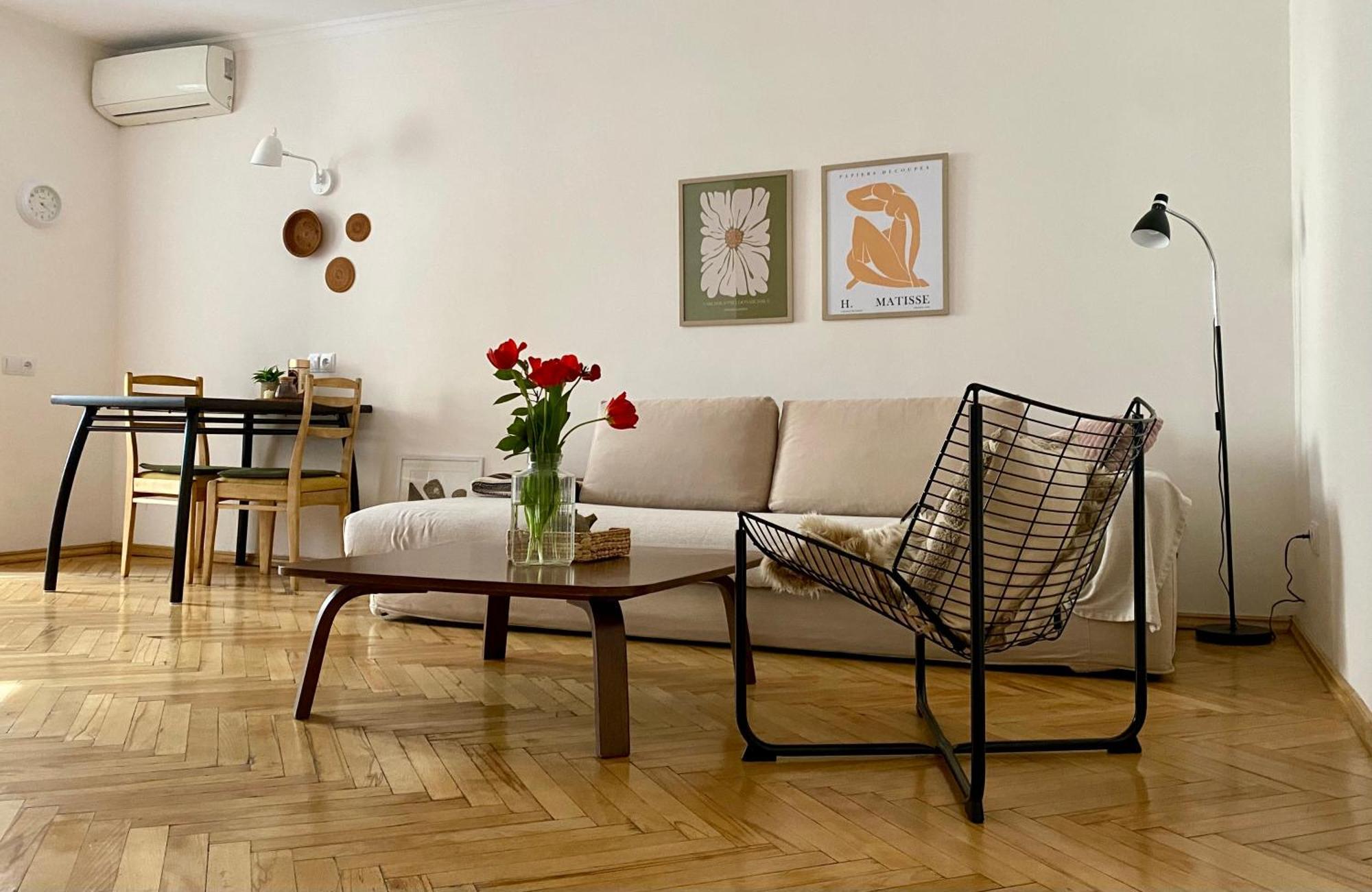 公寓 Chic 1-bedroom On Saburtalo *