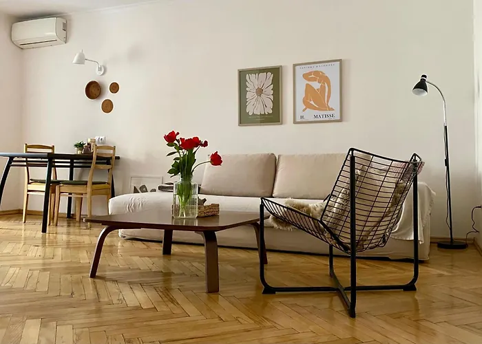 Chic 1-Bedroom Appartment On Saburtalo