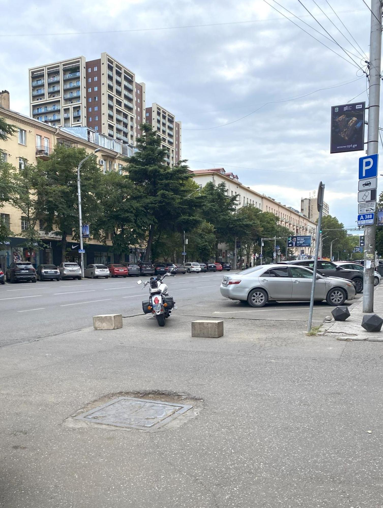 דירה Chic 1-bedroom On Saburtalo *
