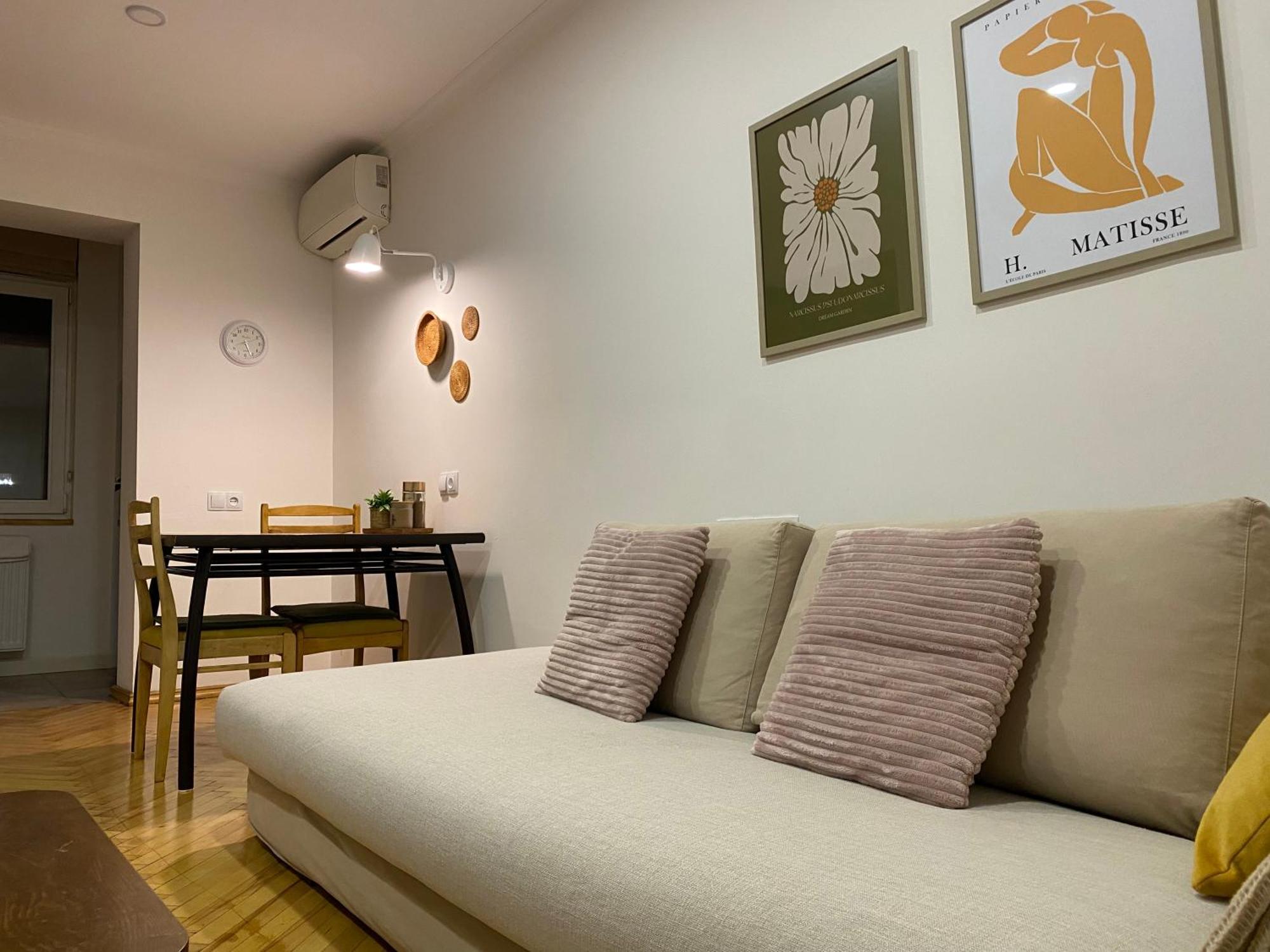Apartment Chic 1-bedroom On Saburtalo *
